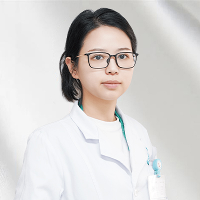 尹丽莹.jpg